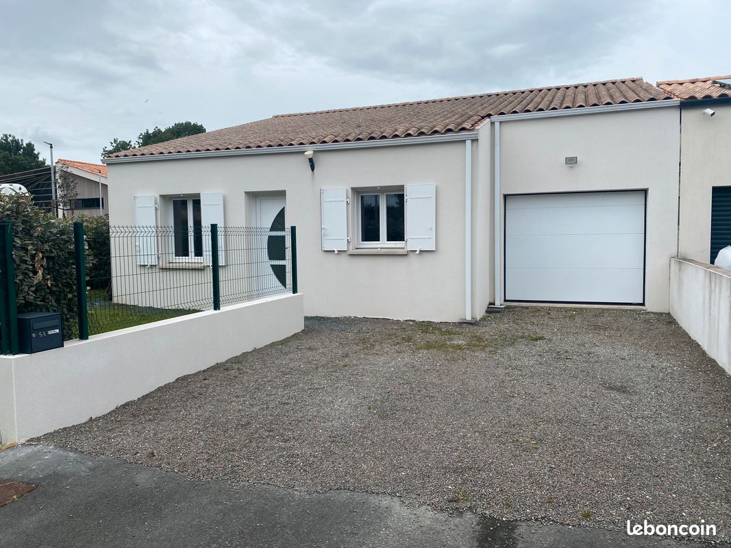 Maison 4 pièces 99 m² · à Breuil-Magné · 99 m² · 278 000 €