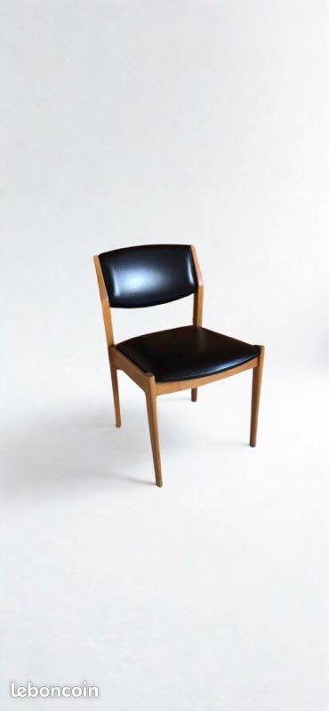 Chaise design scandinave Thonet (image 1)
