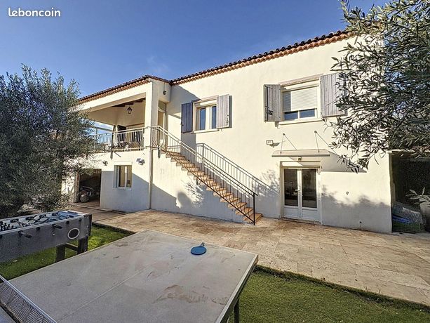 Vente | Maison T6 | 6p | 4ch | 160 m² | Châteauneuf-le-Rouge | Terrasse · Piscine