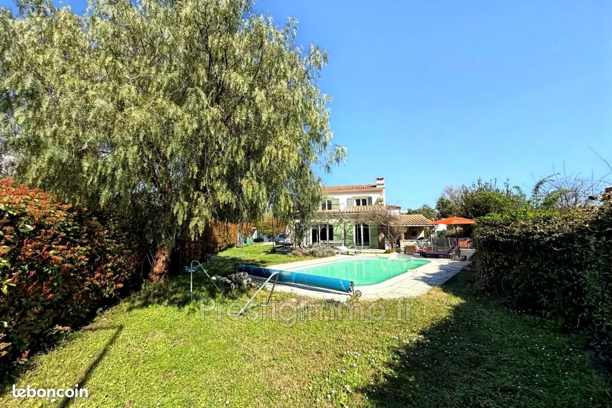 Maison 5 pièces 142 m² · à La Colle-sur-Loup · 142 m² · 750 000 €