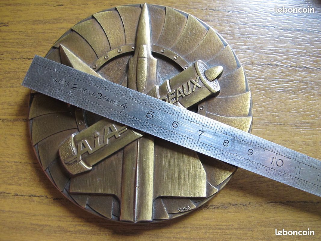 Médaille Atelier Industriel de l'Aéronautique de Bordeaux , LIRE (image 1)