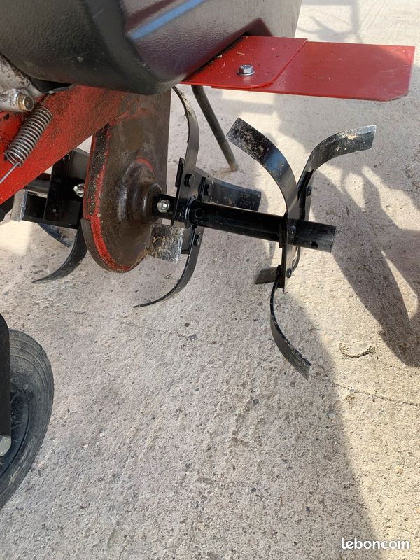Vend 1 motoculteur (image 6)