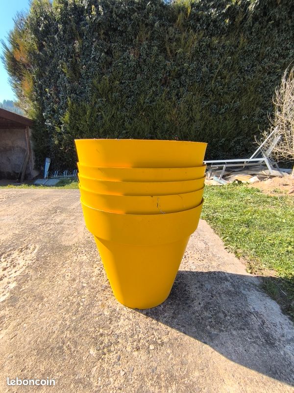 Pots en plastiques (image 14)