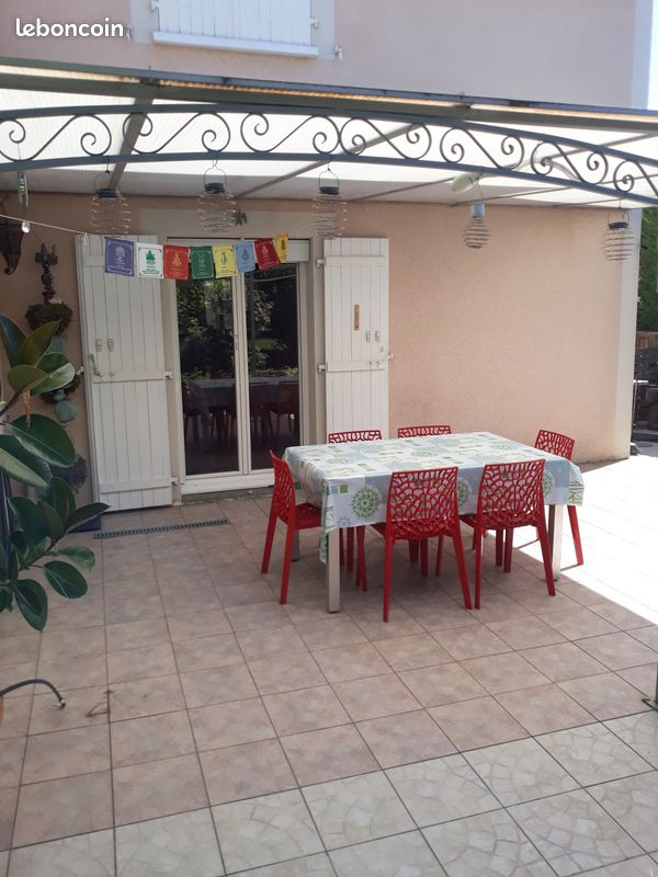 Maison 5 pièces 104 m² · à Vénissieux · 104 m² · 367 000 €