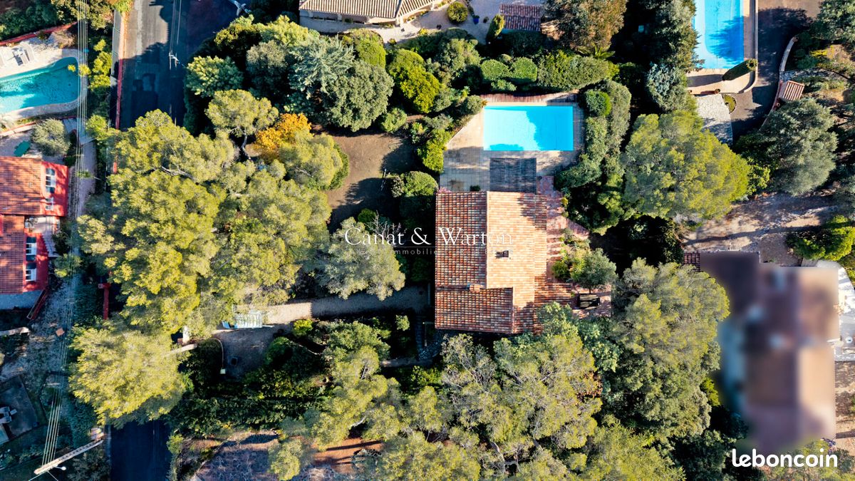 Maison 7 pièces 185 m² · à Saint-Raphaël · 185 m² · 995 000 €