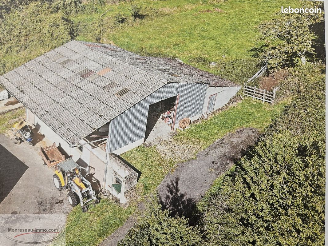 Local commercial 1 pièce 460 m² · à Serrières · 460 m² · 67 500 €