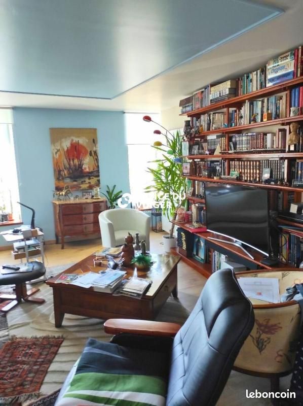 Appartement 3 pièces 126 m² · à Callac · 126 m² · 108 300 €