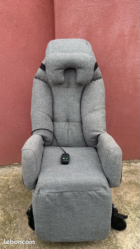 Fauteuil avec télécommande (image 3)
