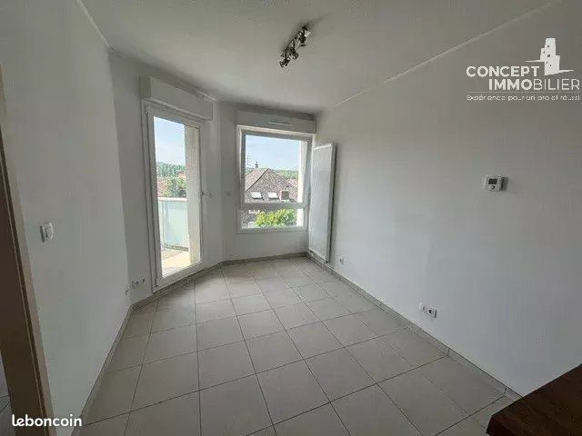 Appartement 1 pièce 30 m² · à Florange · 30 m² · 550 €