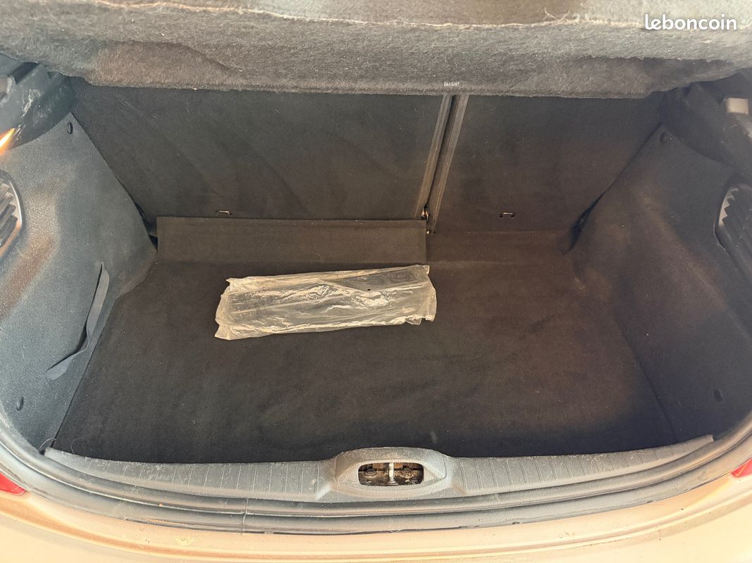 PEUGEOT 208 BUSINESS R' 1.6 E-HDi 92 FAP BVM5 BLUE LION BUSINESS R' (image 7)
