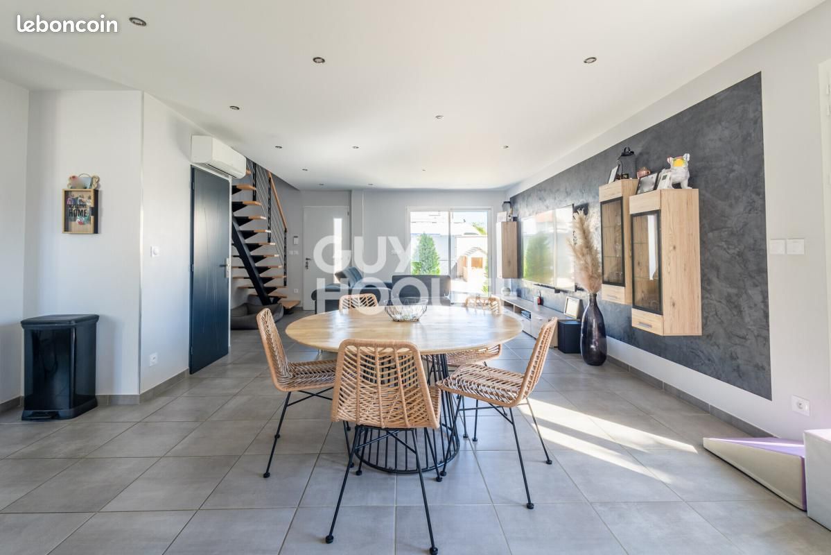 Maison 4 pièces 92 m² · à Blyes · 92 m² · 334 000 €