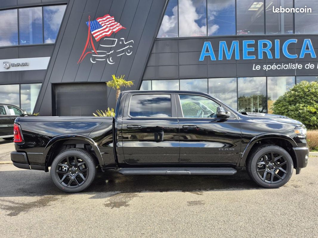 Dodge ram 1500 crew laramie sport night edition (image 8)