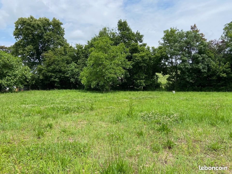 Terrain 600 m² Saint Quentin De Baron · à Saint-Quentin-de-Baron · 99 900 €
