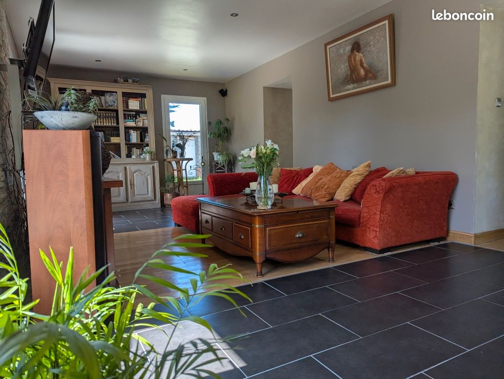 Maison 8 pièces 148 m² · à Haillicourt · 148 m² · 250 000 €