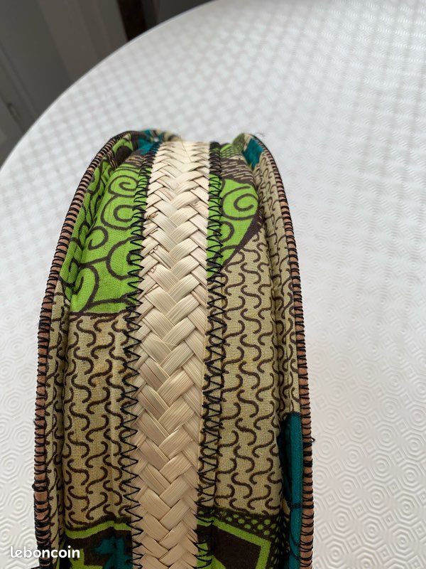 Panier rond en osier (image 2)