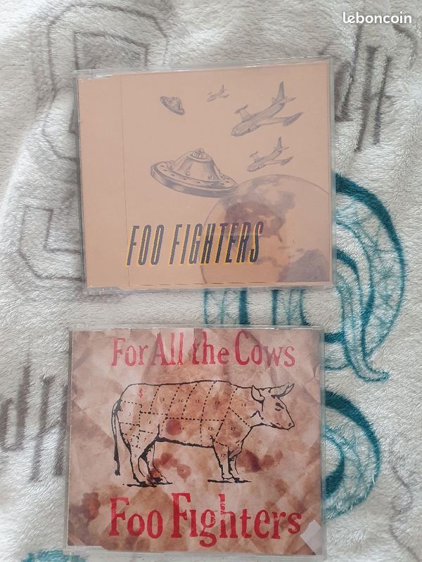 FOO FIGHTERS 2 cds maxi single for all the cows... (image 1)