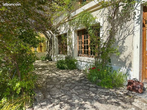 Maison 5 pièces 145 m²