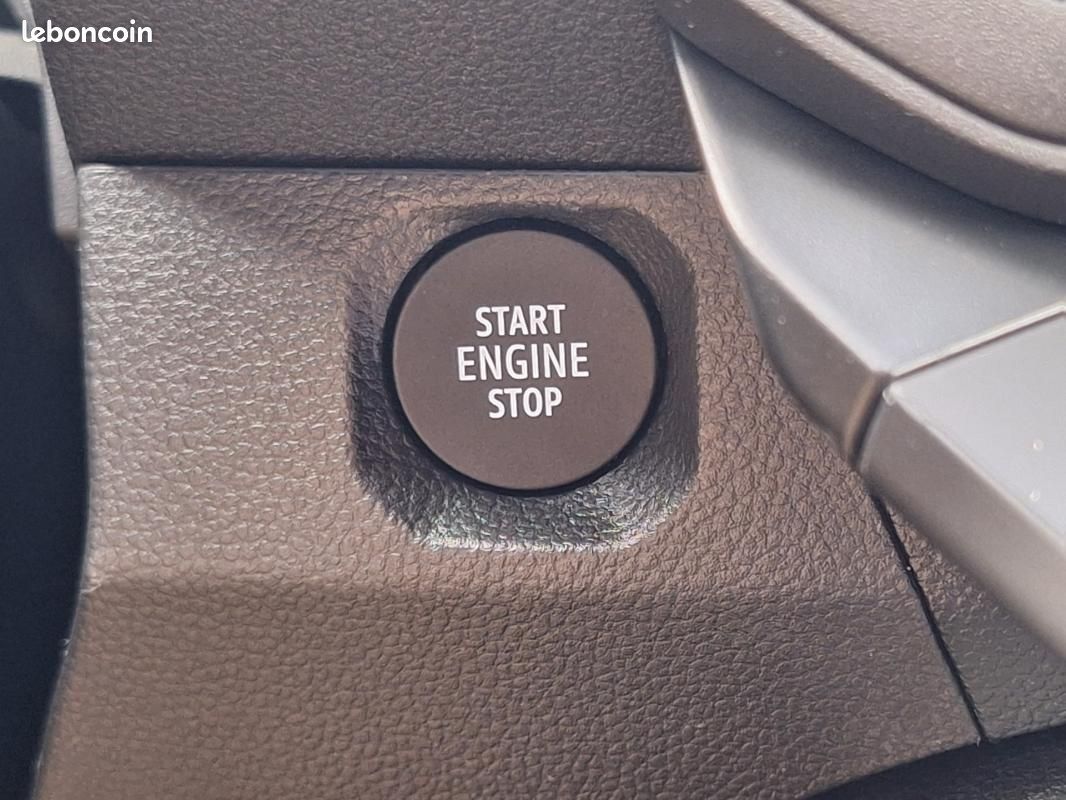 Dacia Duster Hybrid 140 Journey (image 25)