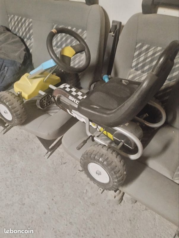 Kart à pédales (image 2)