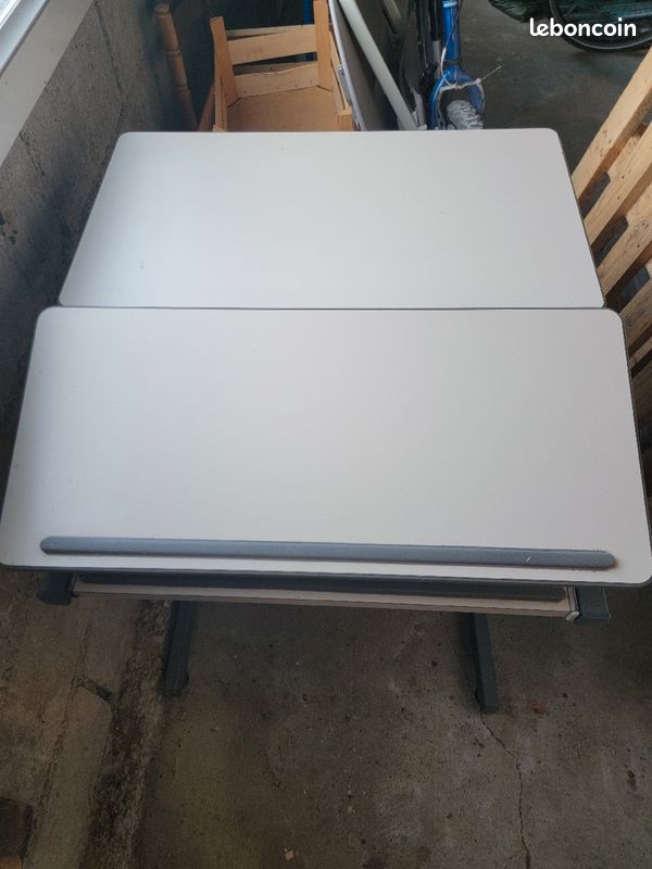 Bureau (image 2)