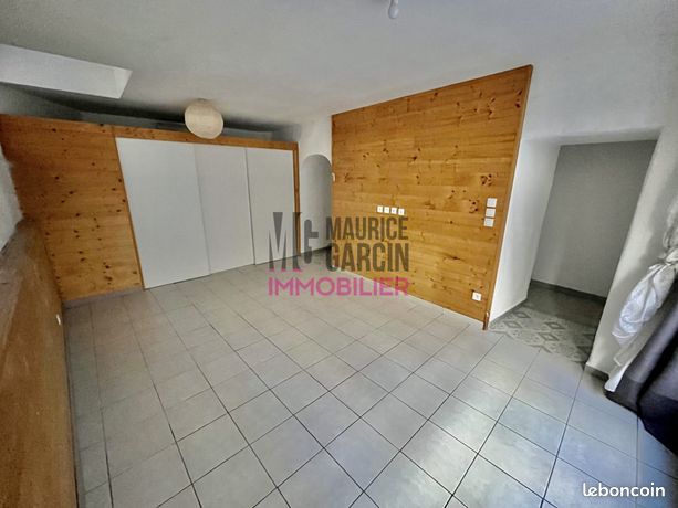 https://img.leboncoin.fr/api/v1/lbcpb1/images/66/c2/22/66c222dc16112735ec02d8b24af88114f22fac6a.jpg?rule=ad-image