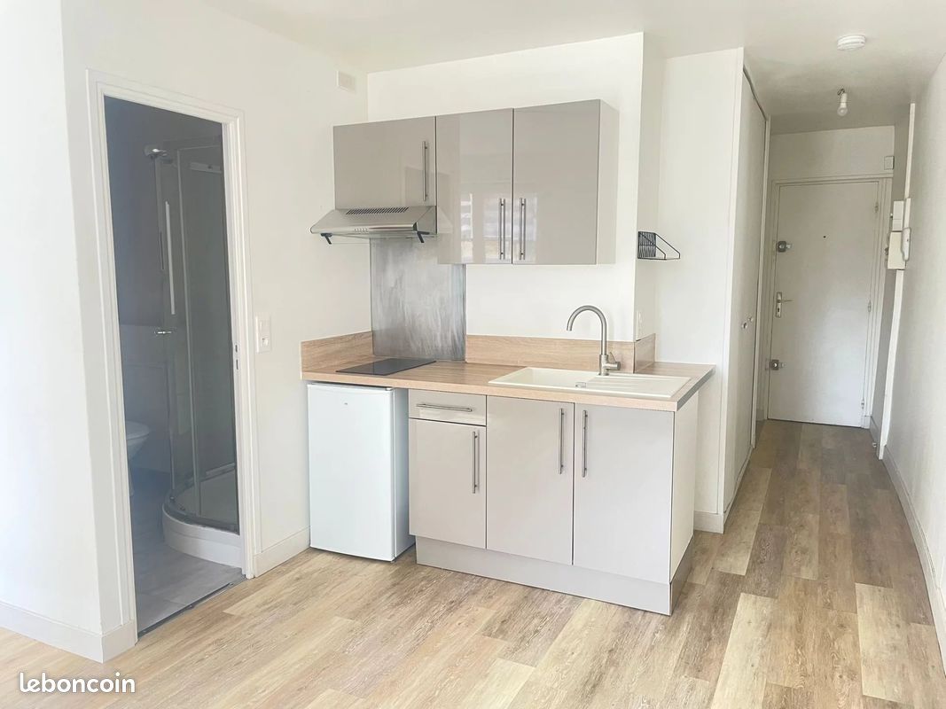 Appartement 1 pièce 23 m² · à Orléans · 23 m² · 450 €