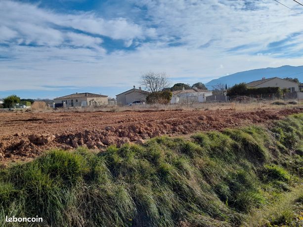 Terrain 512 m² Pourrieres