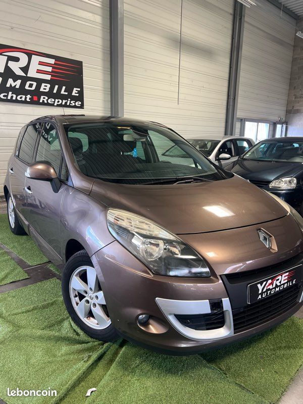 Renault Scénic 1.5 DCi 110 ch (image 3)