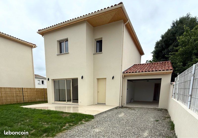 Maison 5 pièces 140 m² · à Frouzins · 140 m² · 370 000 €