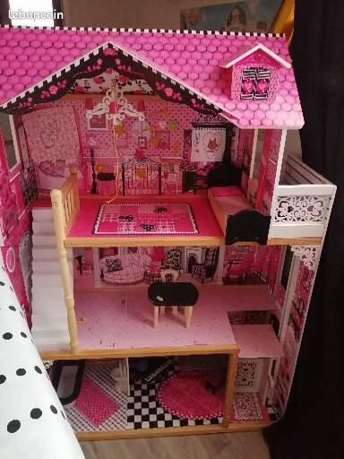 Vend maison Barbie (image 1)