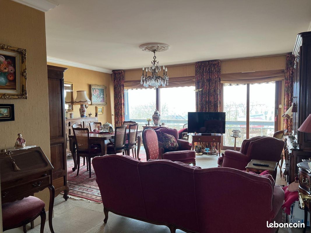 Appartement 5 pièces 100 m² · à Châteauroux · 100 m² · 149 600 €