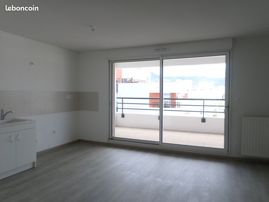 Appartement 2 pièces 45 m² · à Clermont-Ferrand · 45 m² · 610 €/mois