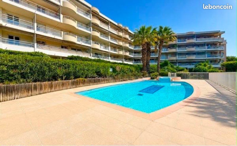 Appartement 1 pièce 37 m² · à Saint-Laurent-du-Var · 37 m² · 950 €/mois