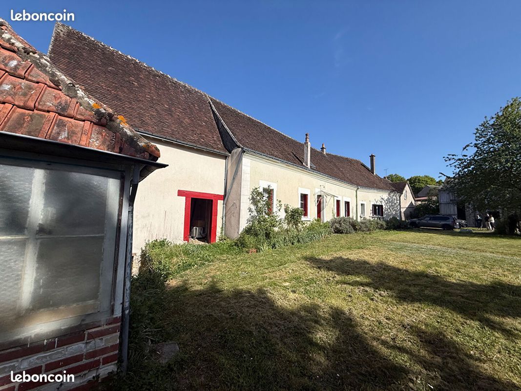 Maison 7 pièces 144 m² · à Château-Renault · 144 m² · 179 000 €