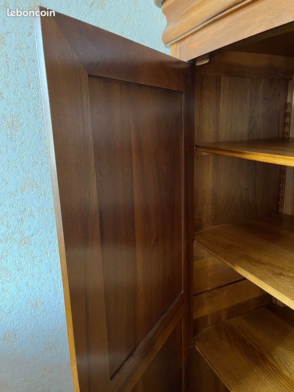 Armoire en noyer massif style Louis-Philippe (image 5)
