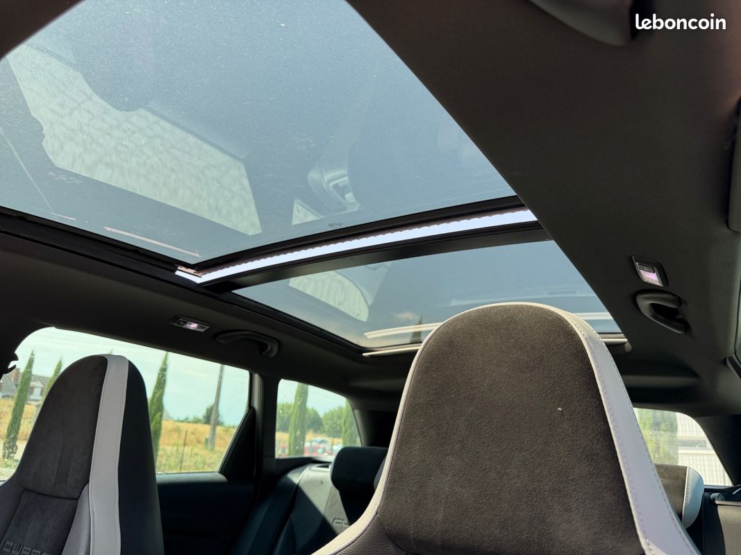 SEAT LEON 2.0 TSI 280 CUPRA CarPlay Toit ouvrant pano Sièges sport chauffants Garantie 12 mois (image 24)