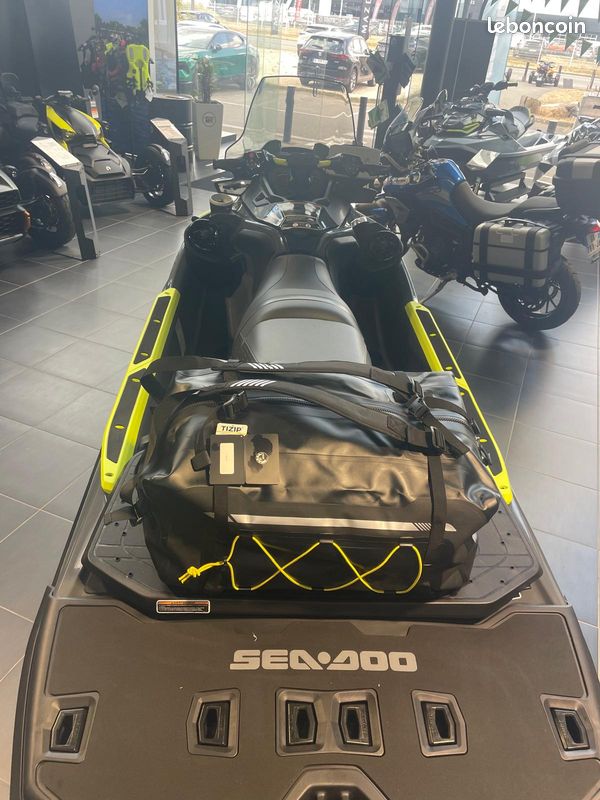 Jet Ski Seadoo NEUF EXPLORER PRO 170 année 2024 (image 4)