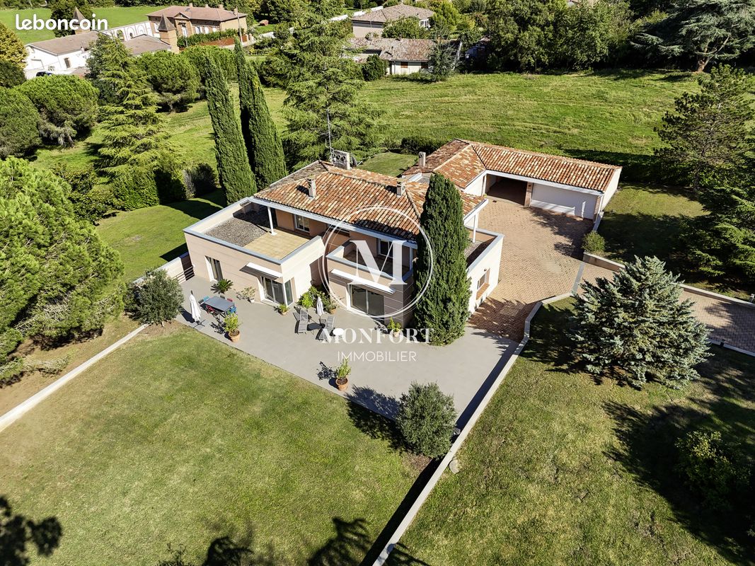Maison 5 pièces 218 m² · à Castelmaurou · 218 m² · 845 000 €