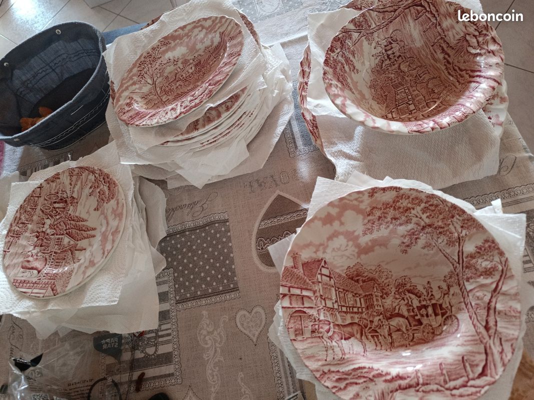 Service de table complet anglais Myott Meakin neuf rose et blanc (image 13)