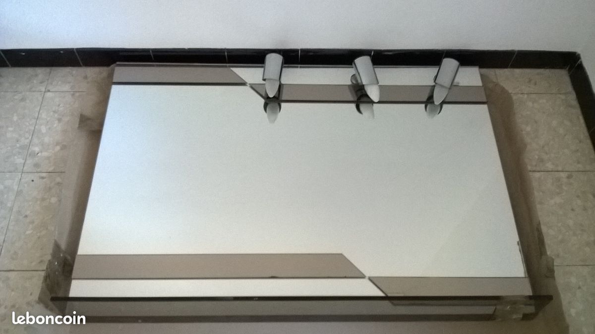Miroir salle de bains (image 1)