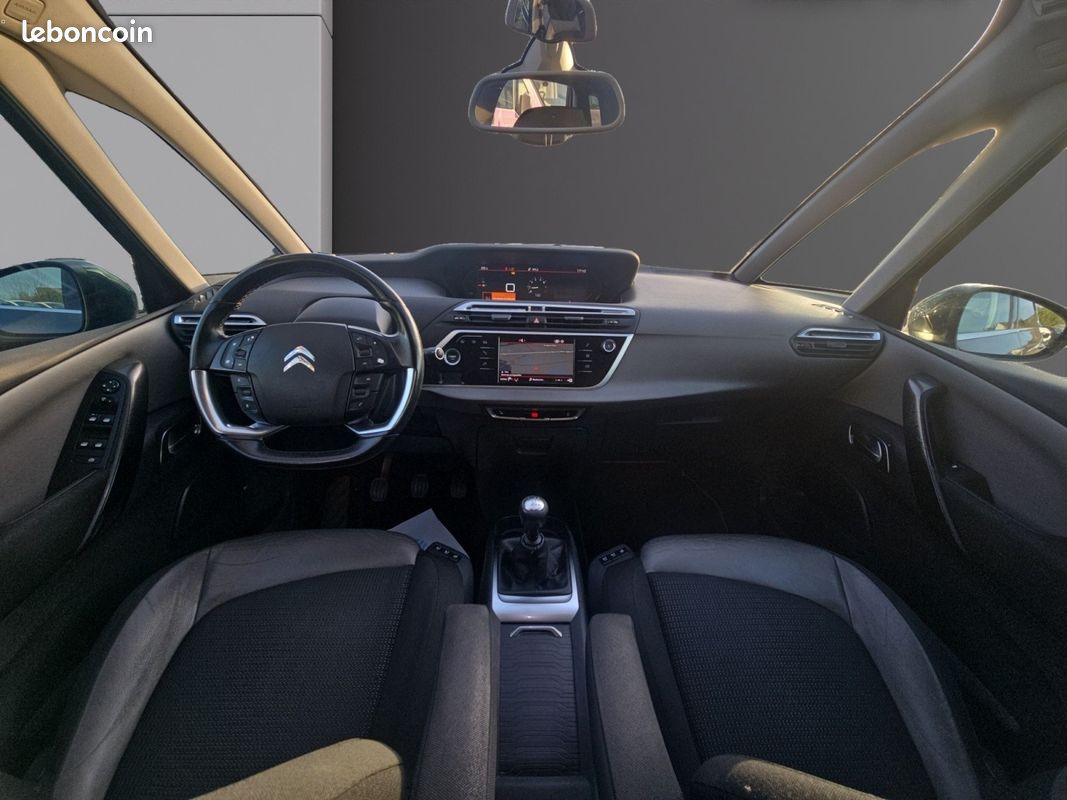 CITROEN C4 PICASSO BlueHDi 150 SS Shine / *1ère main entretien complet attelage (image 2)