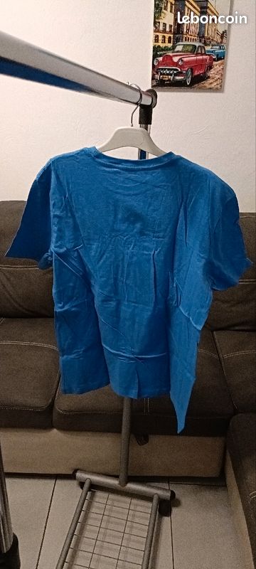 🌟 Magnifique T-shirt H&m regular fit bleu 100% coton à vendre 🌟 (image 2)