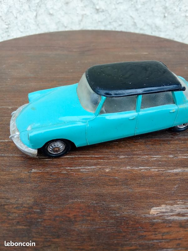NOREV CITROËN DS19 échelle 1/12 édition limitée neuve en boite - Collection