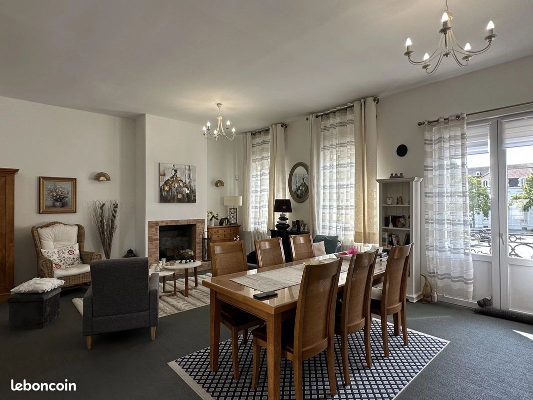Appartement 4 pièces 128 m² · à Calais · 128 m² · 910 €/mois