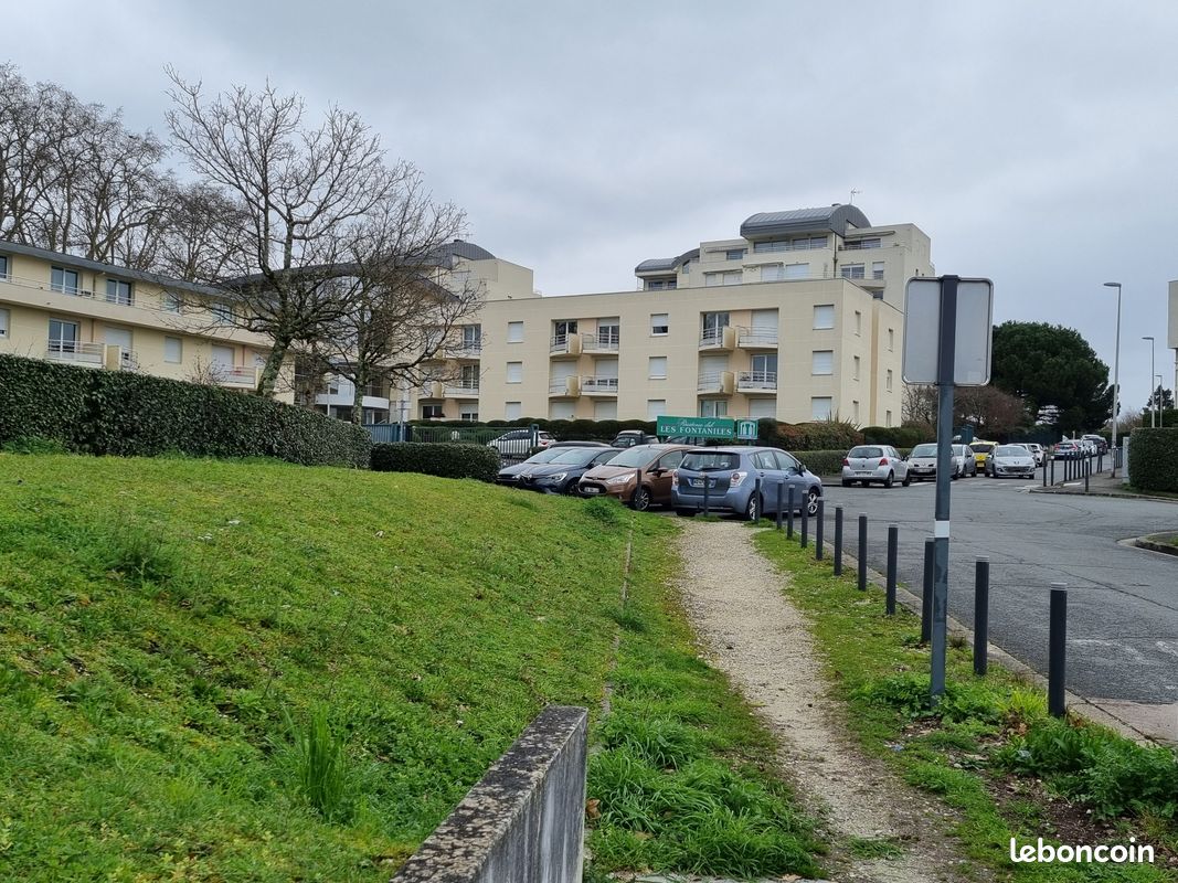 Appartement 1 pièce 21 m² · à Mérignac · 20,7 m² · 600 €/mois