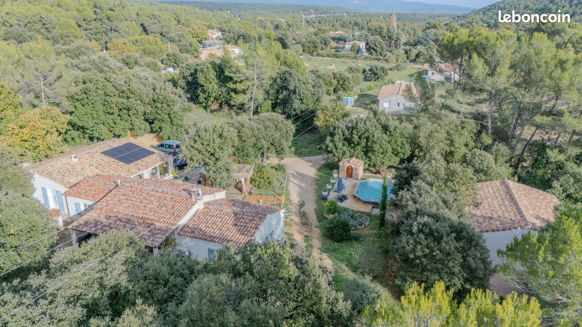 Maison 11 pièces 236 m² (image 1)