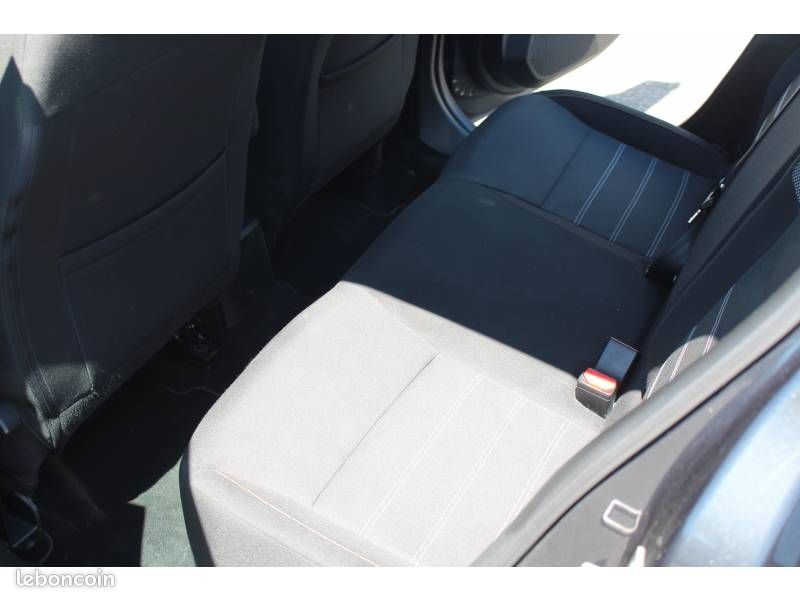 Dacia Sandero TCe 90 CVT - 22 Stepway Confort (image 19)