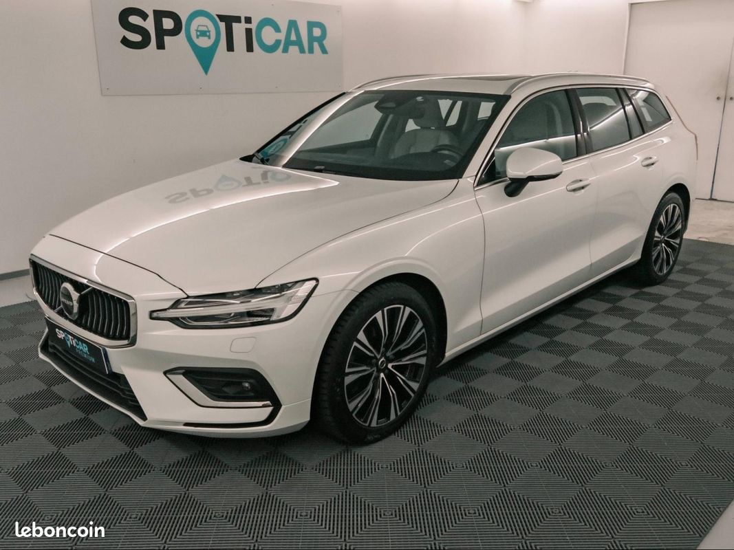 Volvo V60 B4 197ch Ultimate Style Dark Geartronic 8 (image 1)