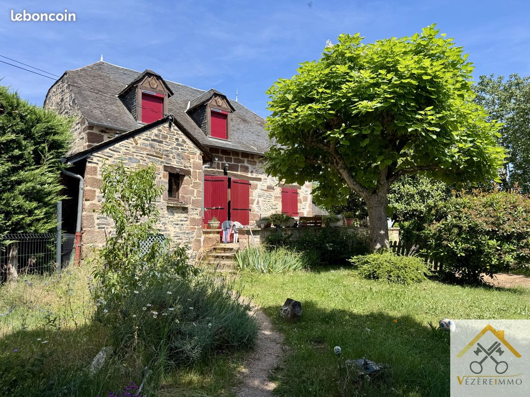 Maison 5 pièces 97 m² · à Saint-Viance · 97 m² · 190 000 €