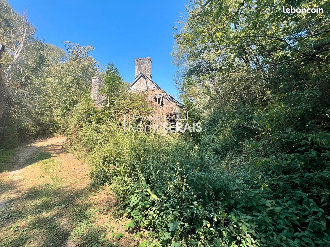 Maison 4 pièces 100 m² · au Détroit · 100 m² · 20 000 €